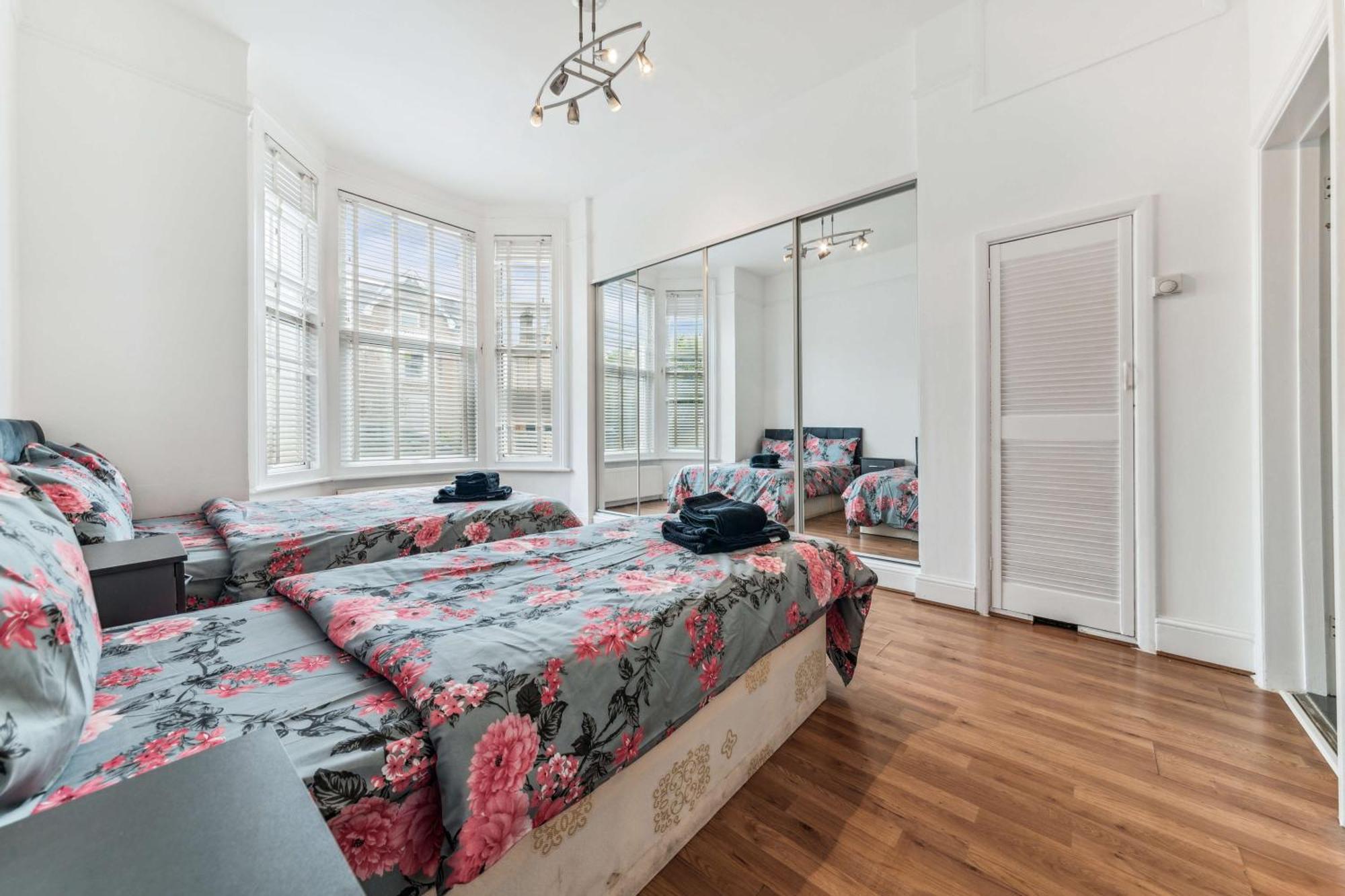 Cozy Wimbledon Apartment 伦敦 外观 照片