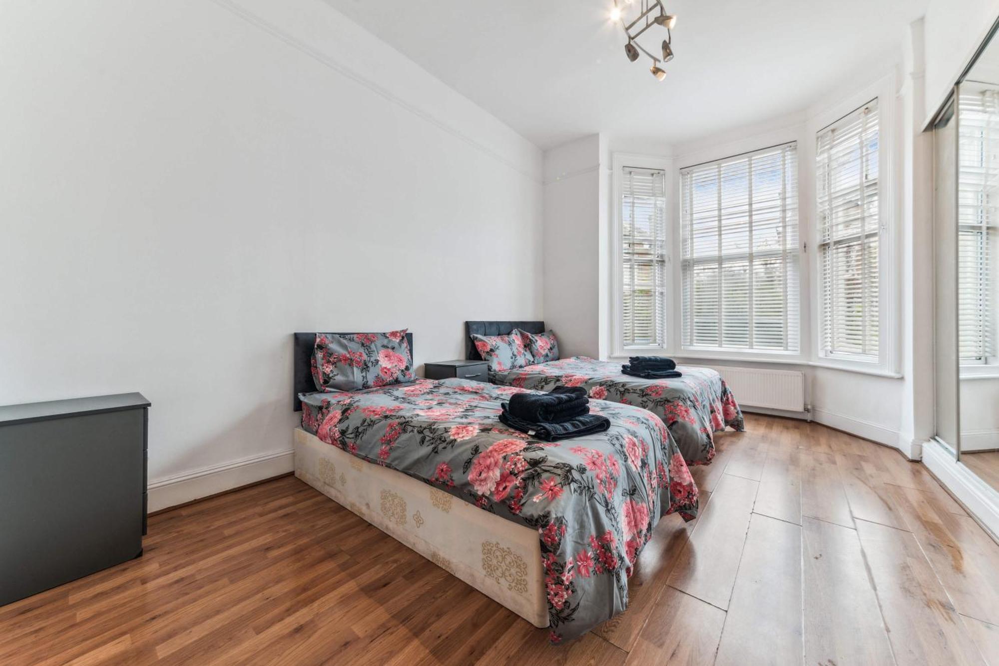 Cozy Wimbledon Apartment 伦敦 外观 照片